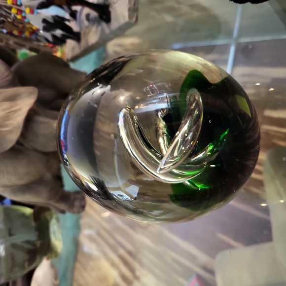Glass Swirl Paperweight Magmum Vintage 4" - Picture 10 of 10